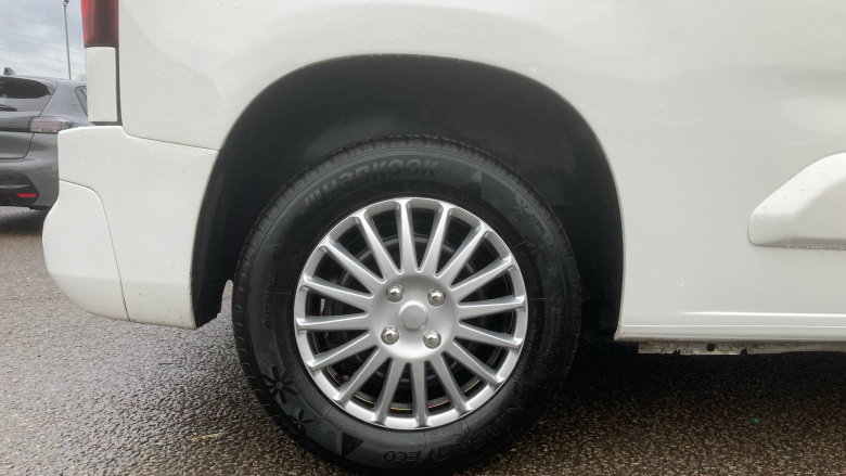 Peugeot Partner Standard Diesel 650 1.5 BlueHDi 75 Professional Premium Van